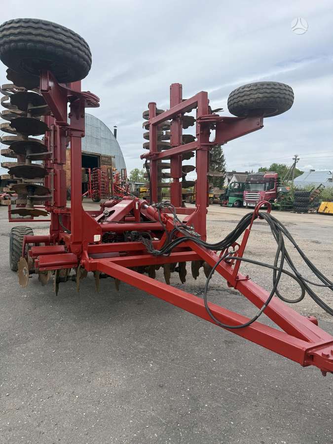 Horsch Joker 6RT, scrapers, scrubbers