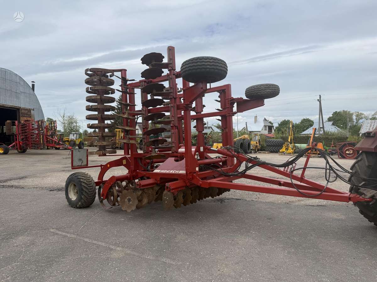 Horsch Joker 6RT, scrapers, scrubbers