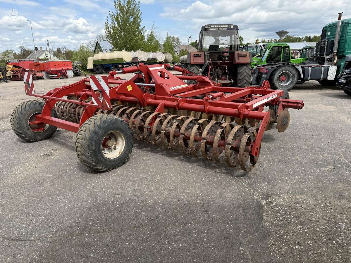 Horsch Joker 6RT, scrapers, scrubbers