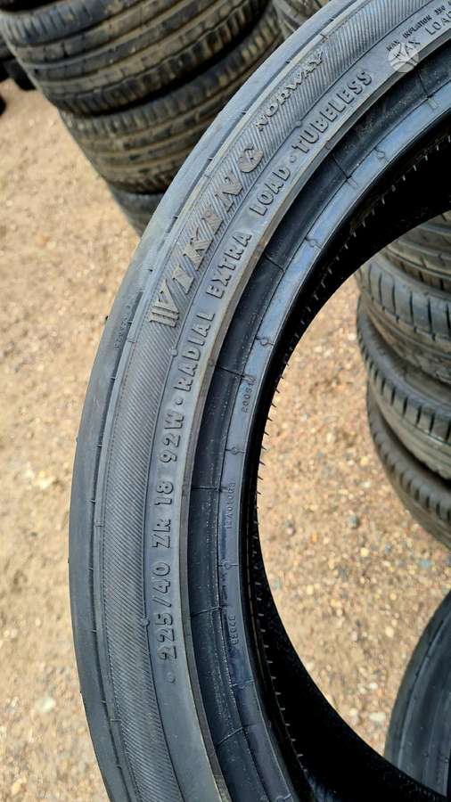 Viking, summer 225/40 R18