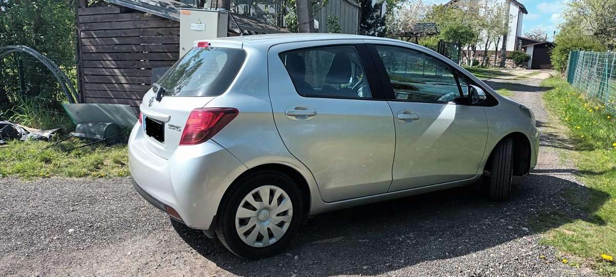 Toyota Yaris - 2