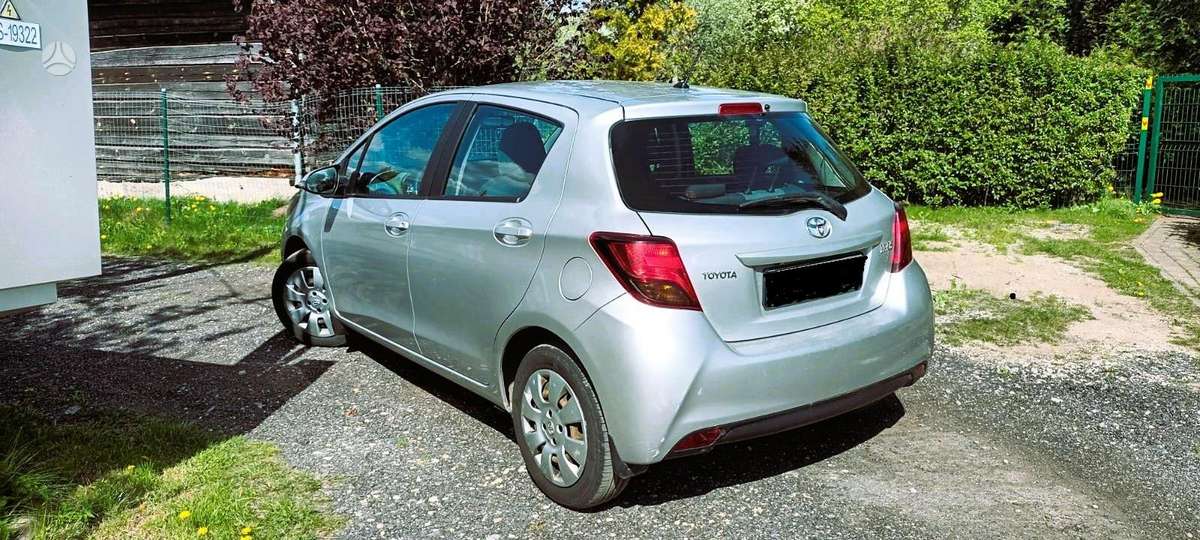 Toyota Yaris - 3