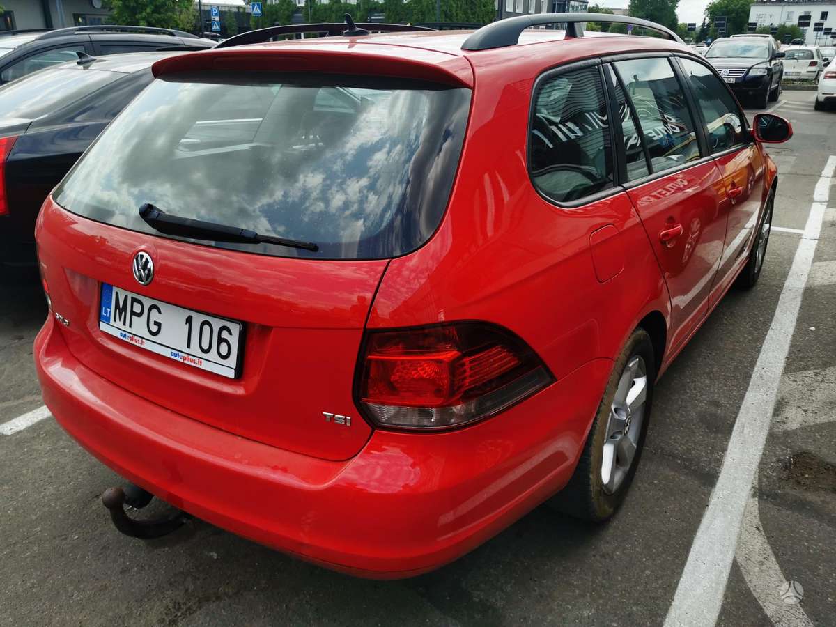 Volkswagen Golf, Универсал
