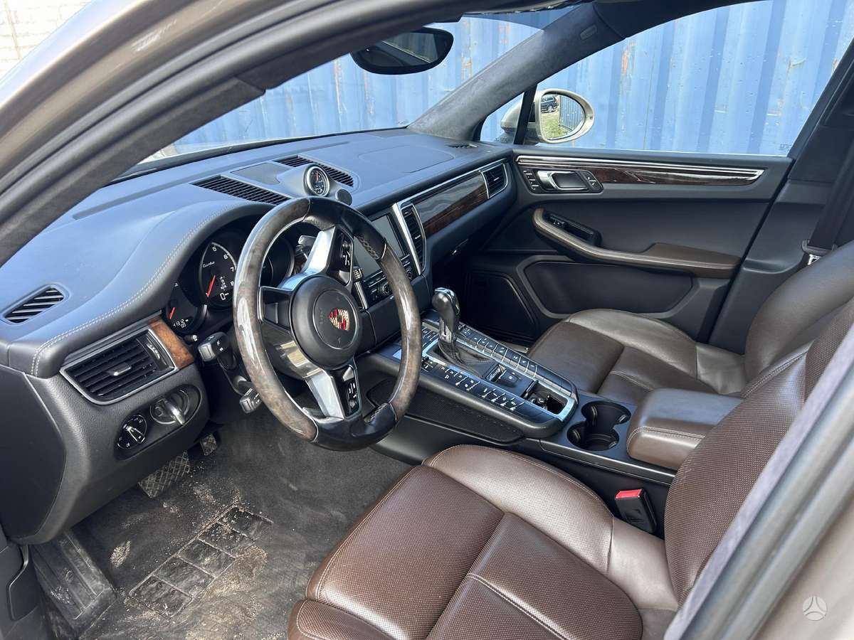 Porsche Macan по частям