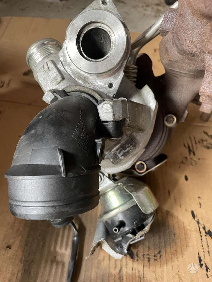Volkswagen T-Roc, Dff, engine parts
