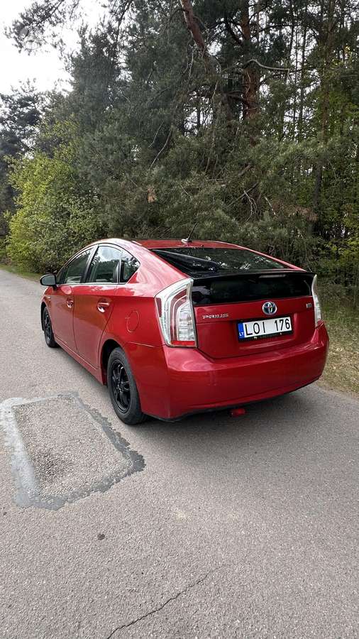 Toyota Prius - 8