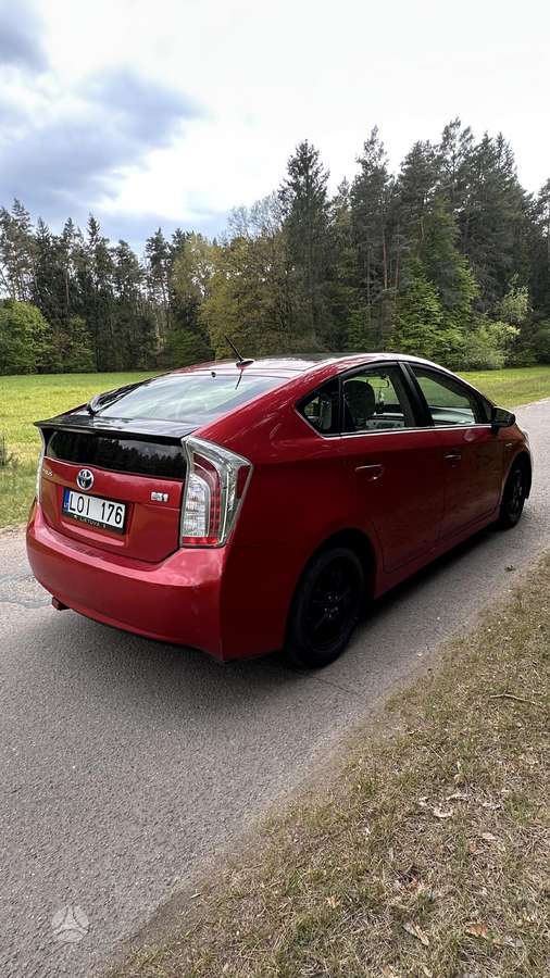Toyota Prius - 9