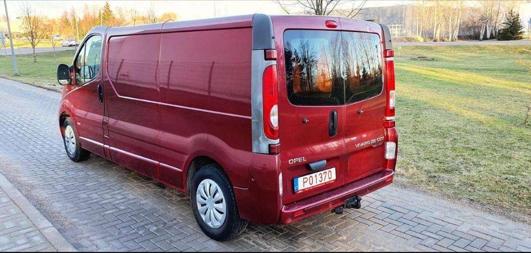 Opel Vivaro dalimis