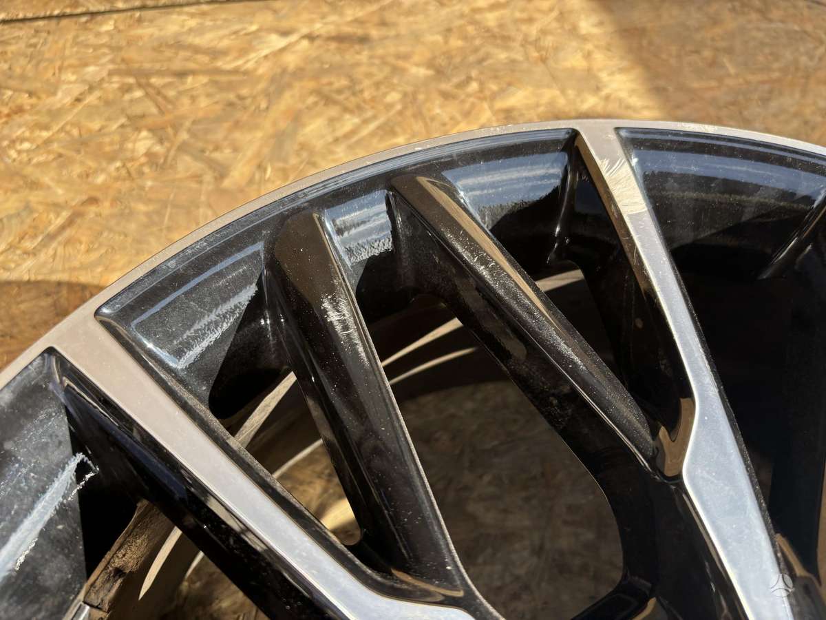 Toyota C-HR, 42611YY660, Cen26166