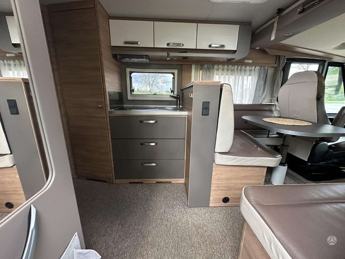 Weinsberg 650MEG, туристическиe автомобили