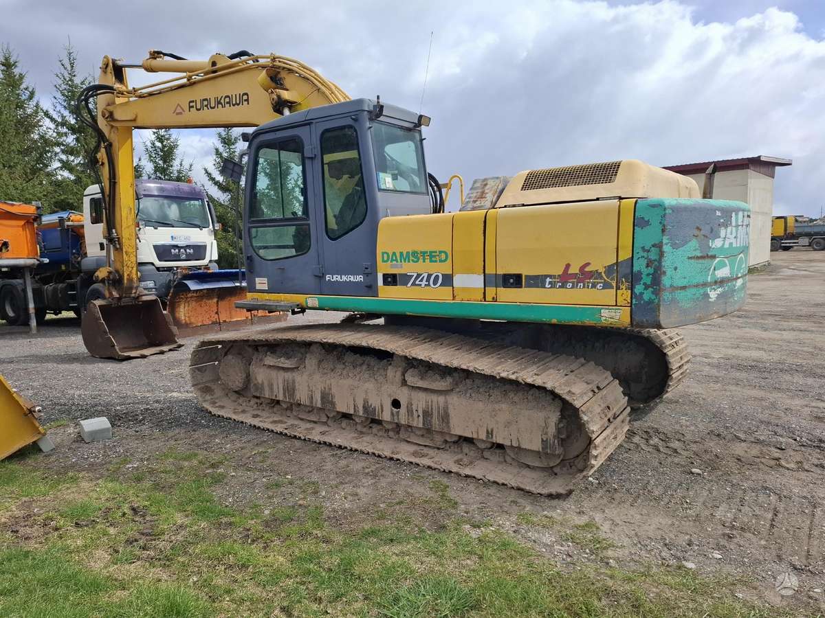 Furukawa 740LS, excavator