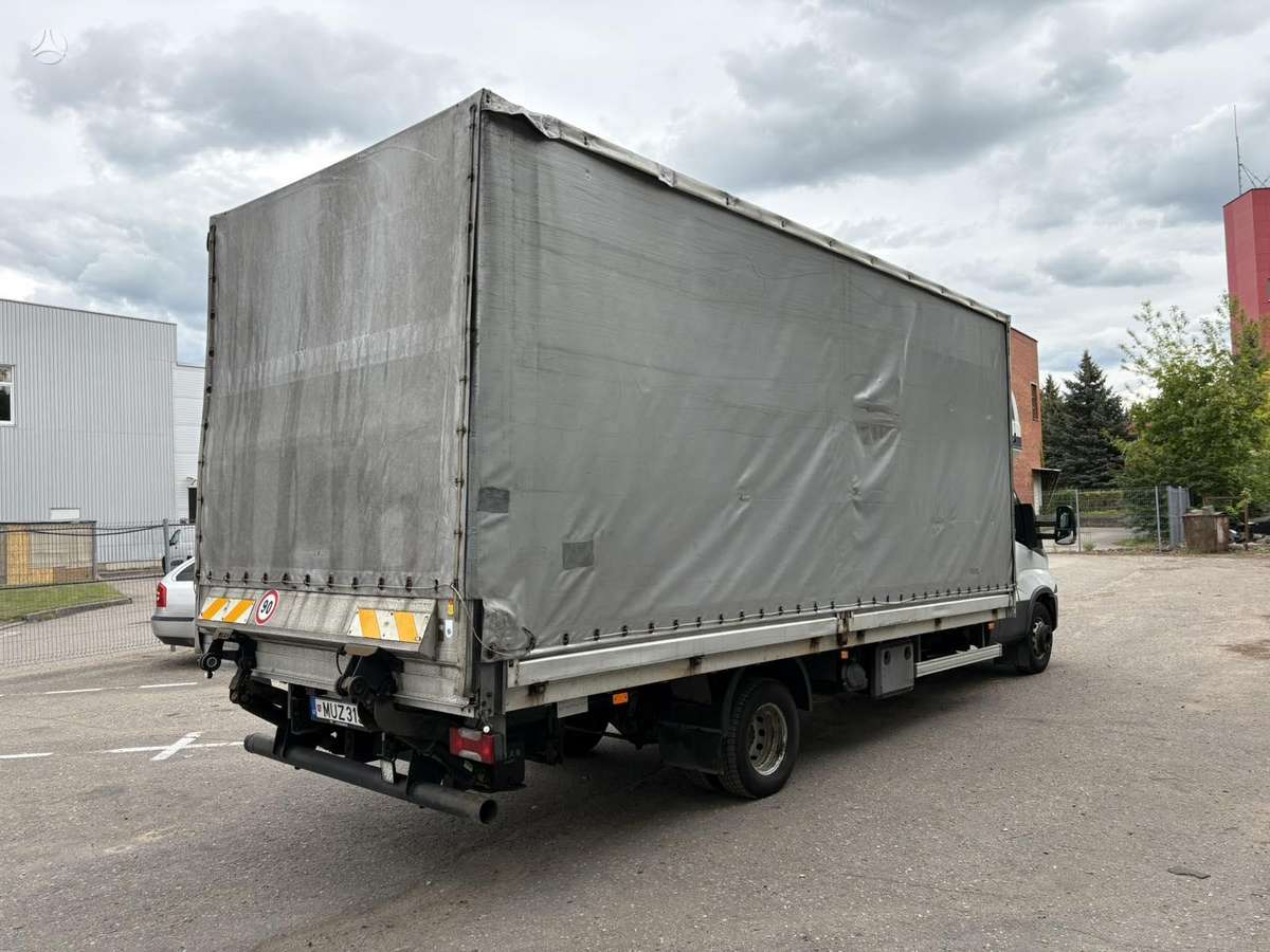Iveco Daily, бортовые с тентом