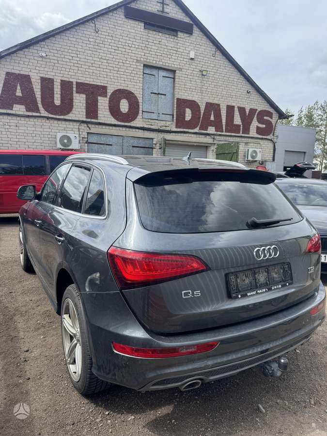 Audi Q5 230kw yra 180kw