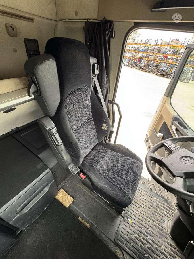 Mercedes-Benz ACTROS 1843, тягачи