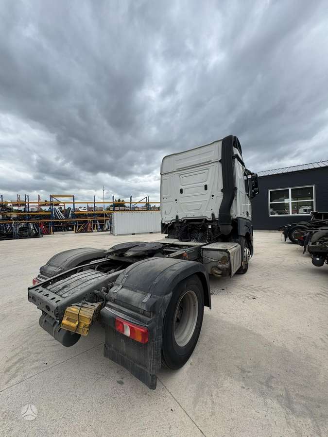 Mercedes-Benz ACTROS 1843, тягачи