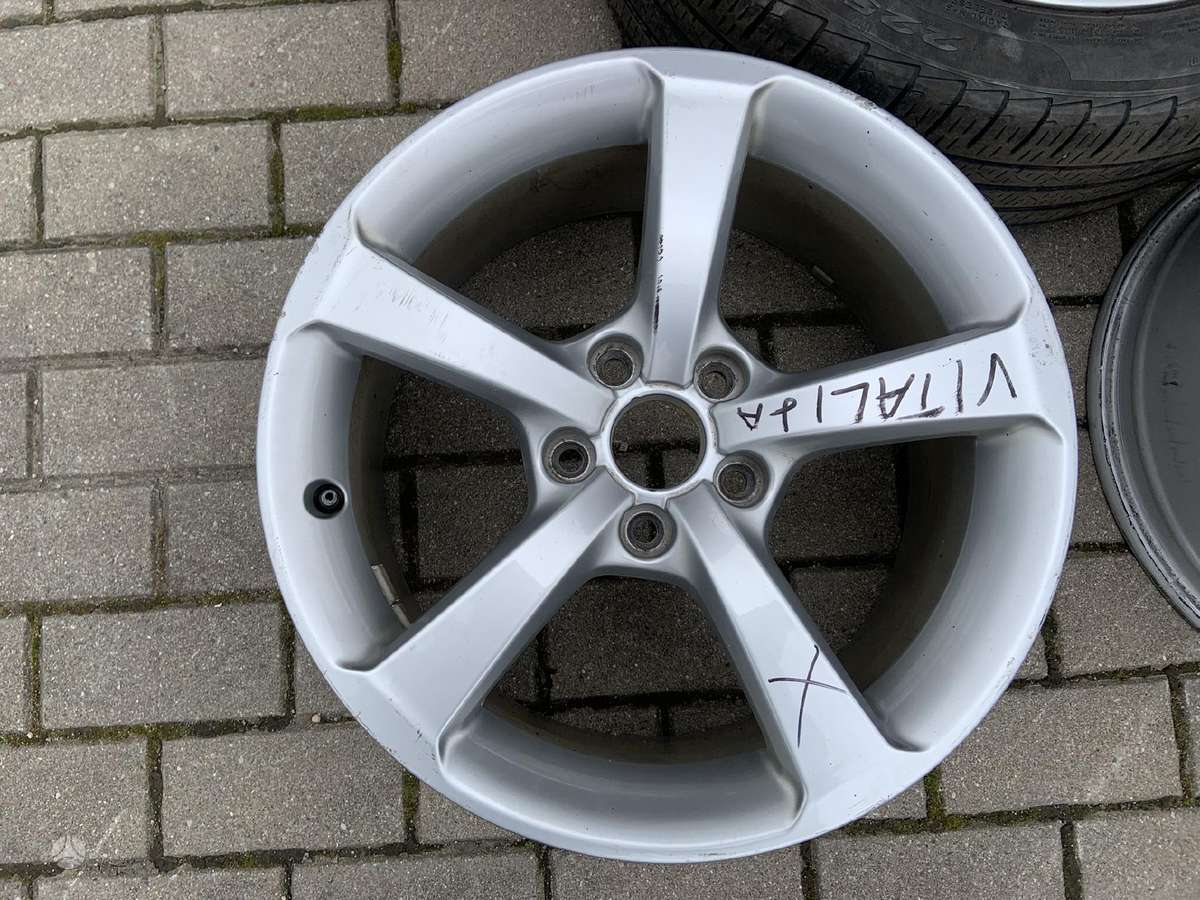 Audi 8V0601025S, легкосплавные , R17
