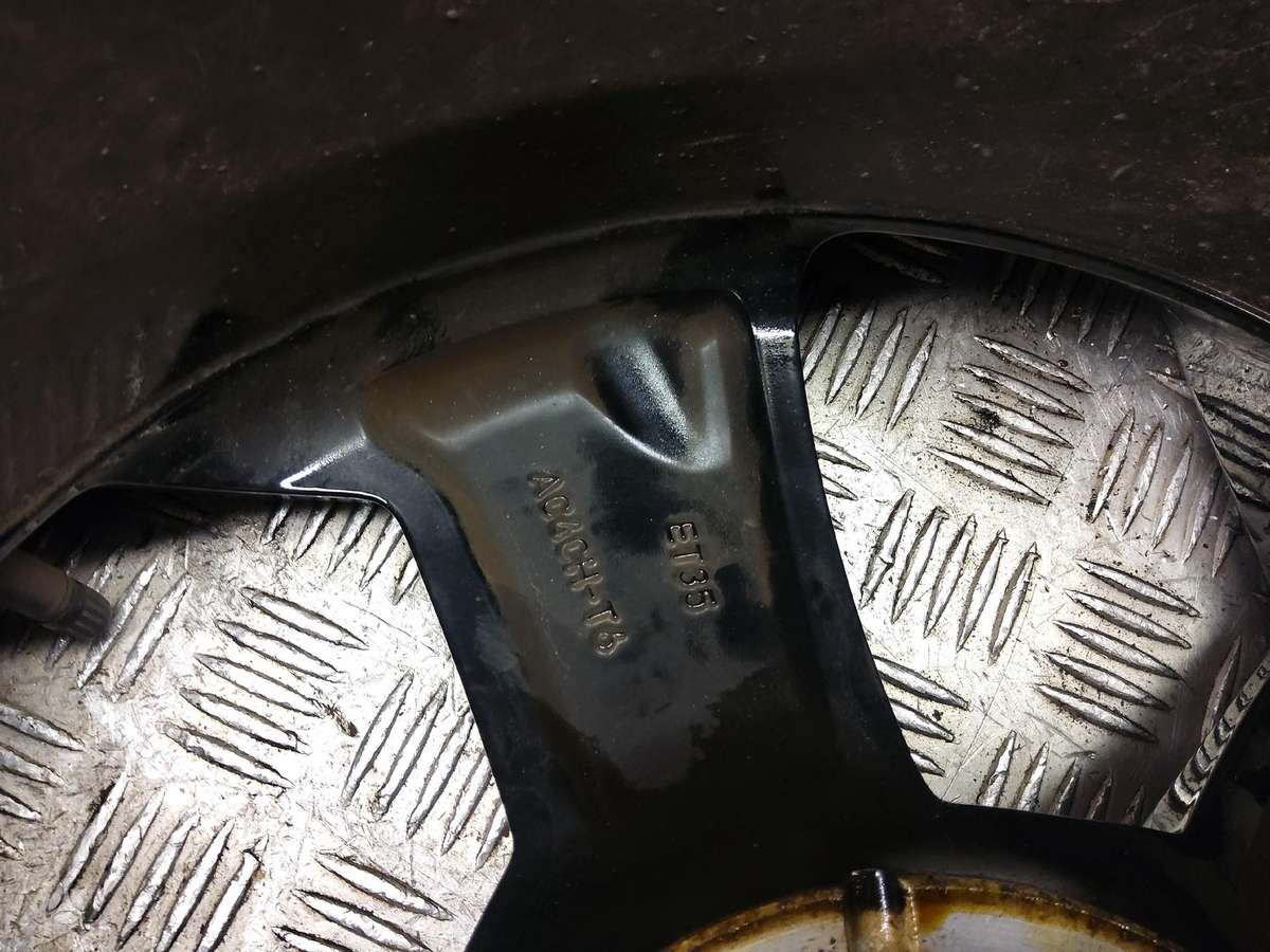 Nissan, light alloy, R17