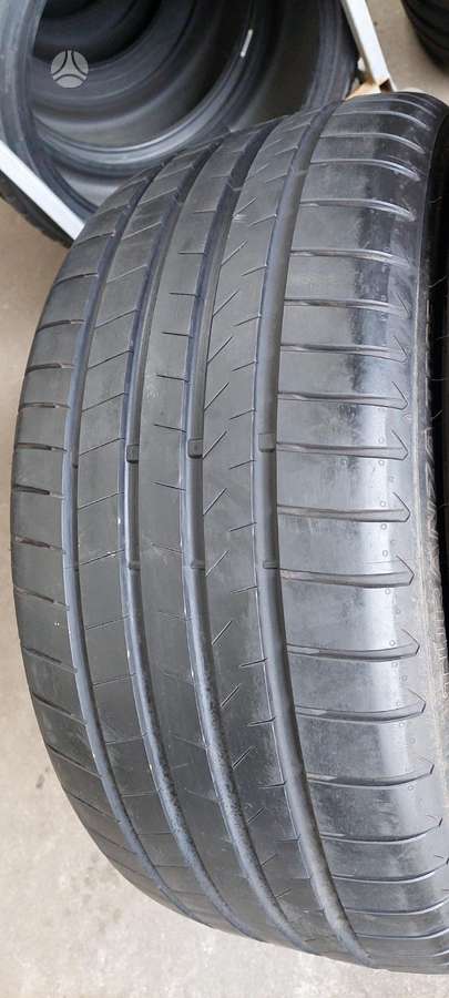 Bridgestone, summer 285/35 R22