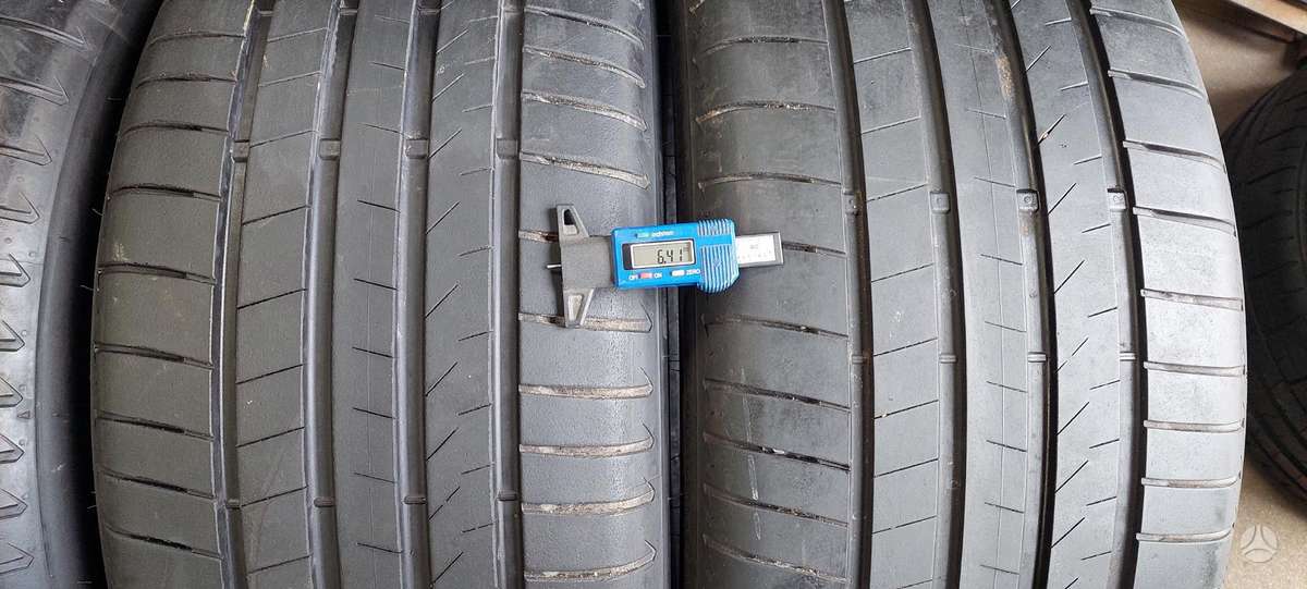 Bridgestone, summer 285/35 R22