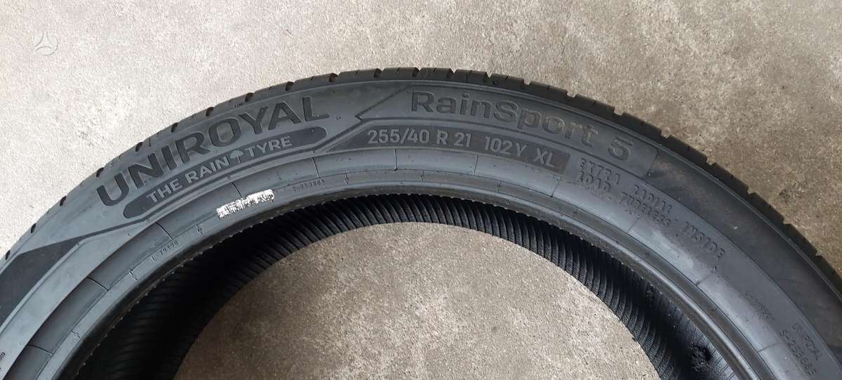 Uniroyal, summer 255/40 R21
