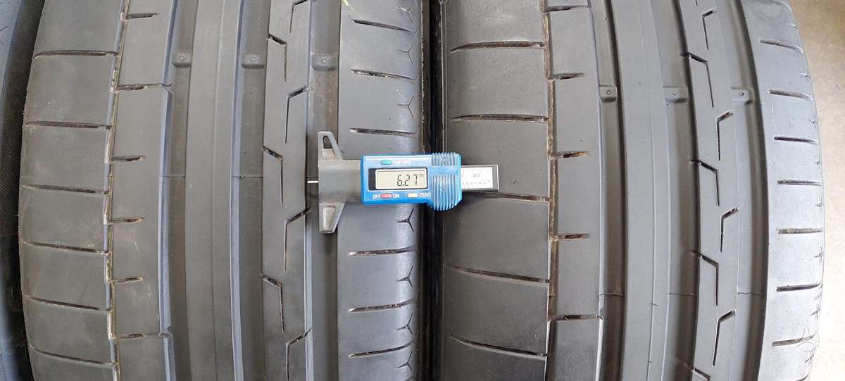 Continental, vasaras 255/40 R21
