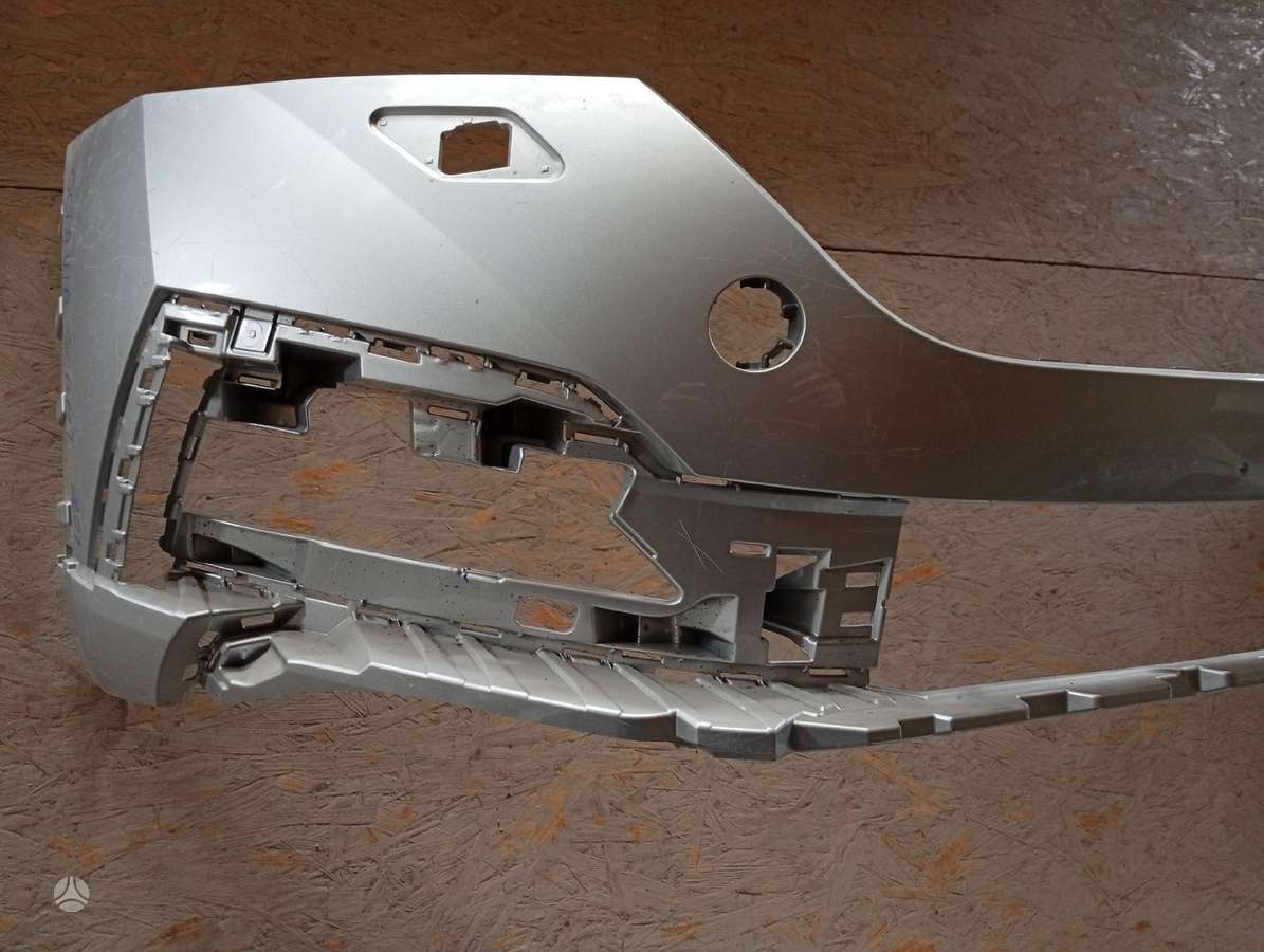 Skoda Octavia Scout bumpers, front grill