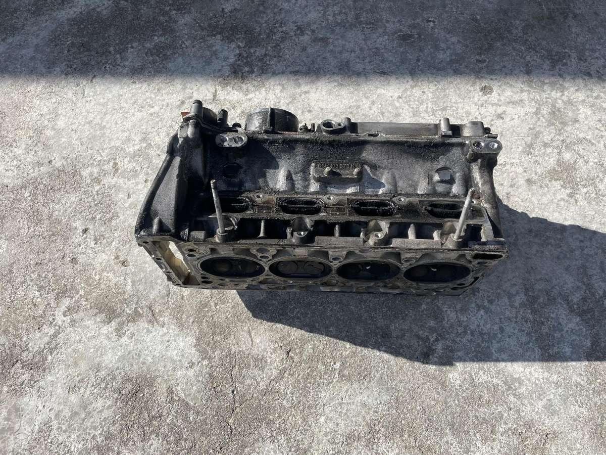 Audi A3, Ccz, variklio detalės