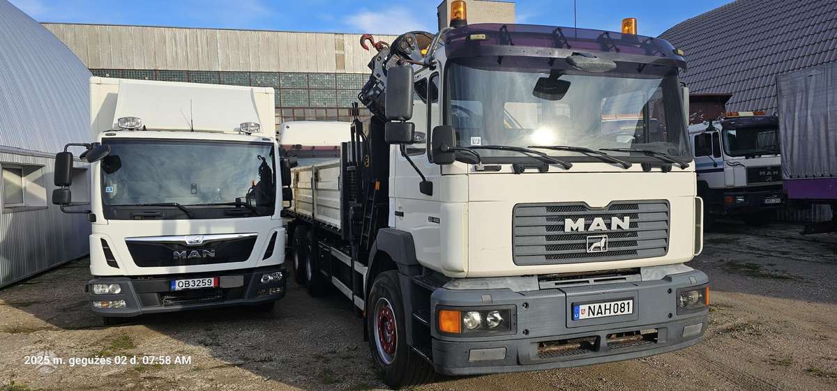 MAN 33.414, dumpers with crane