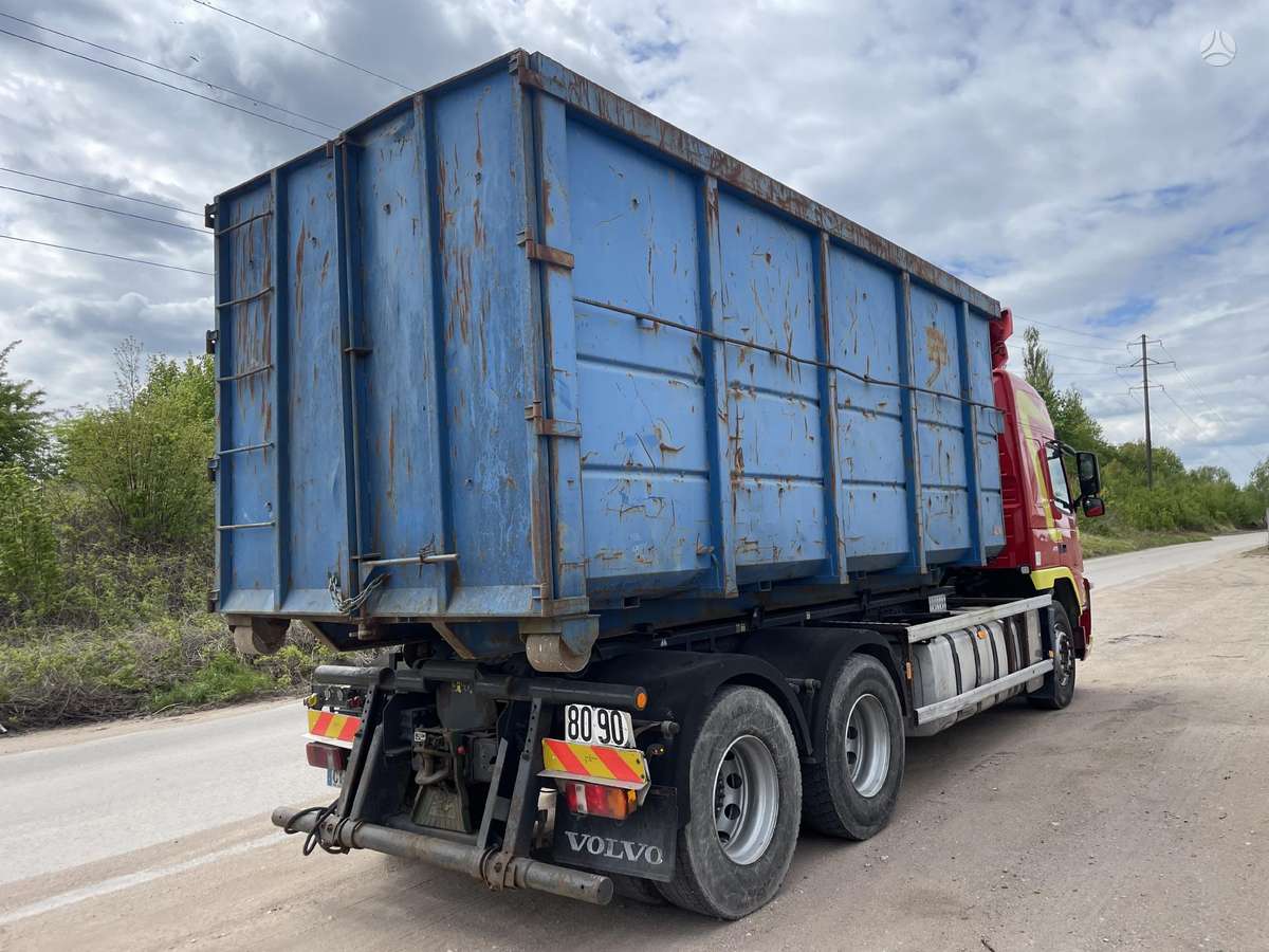 Volvo FM 460, hooklift trucks
