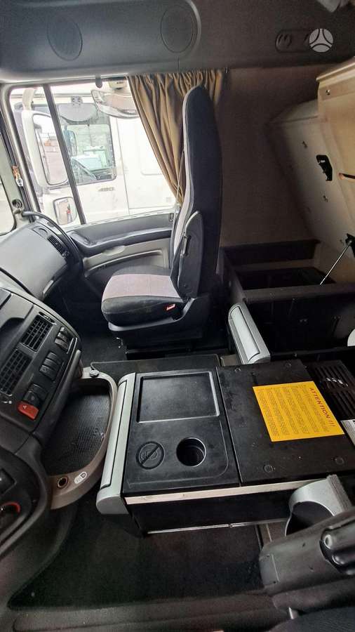 DAF FT XF105, vilkikai