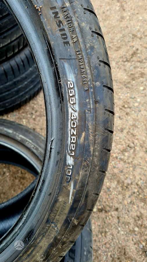 Dunlop, vasarinės 255/40 R21