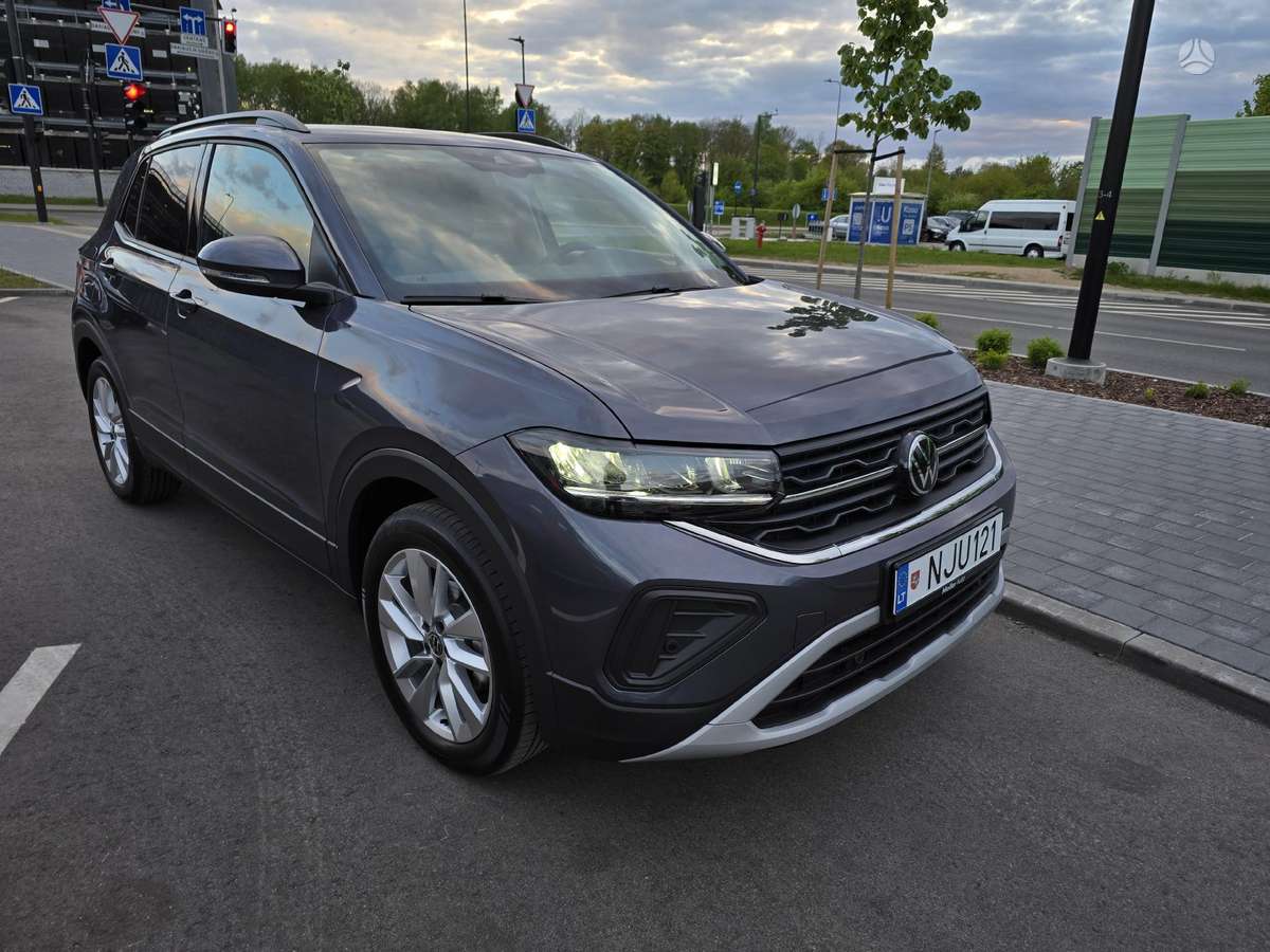 Volkswagen T-Cross, off-road / crossover