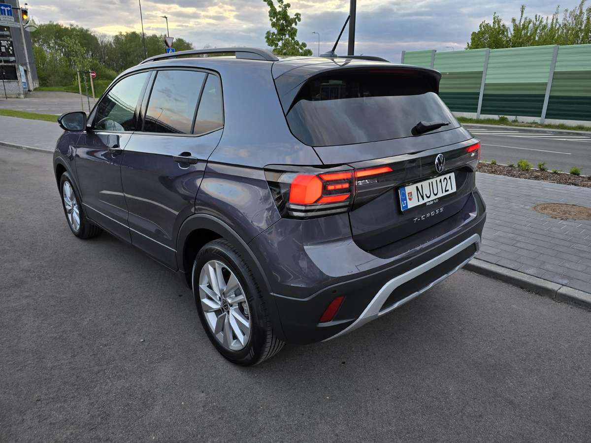 Volkswagen T-Cross, off-road / crossover