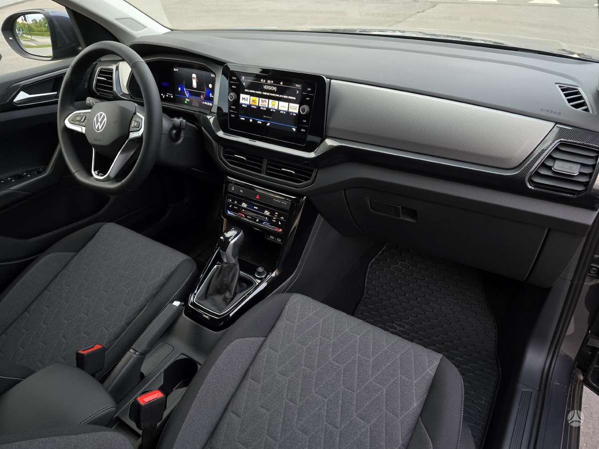 Volkswagen T-Cross, Внедорожник / Кроссовер