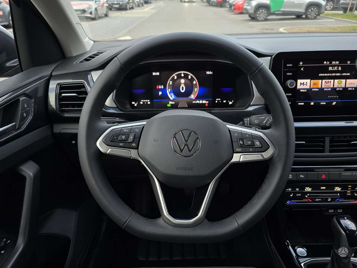 Volkswagen T-Cross, off-road / crossover