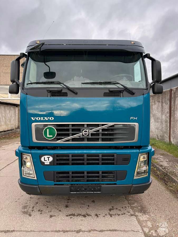 Volvo FH 440  6x4, no sleeping space
