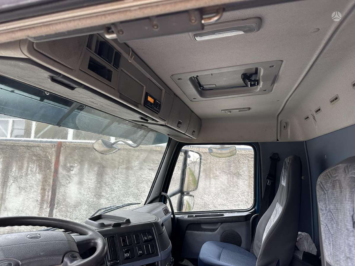 Volvo FH 440  6x4, no sleeping space