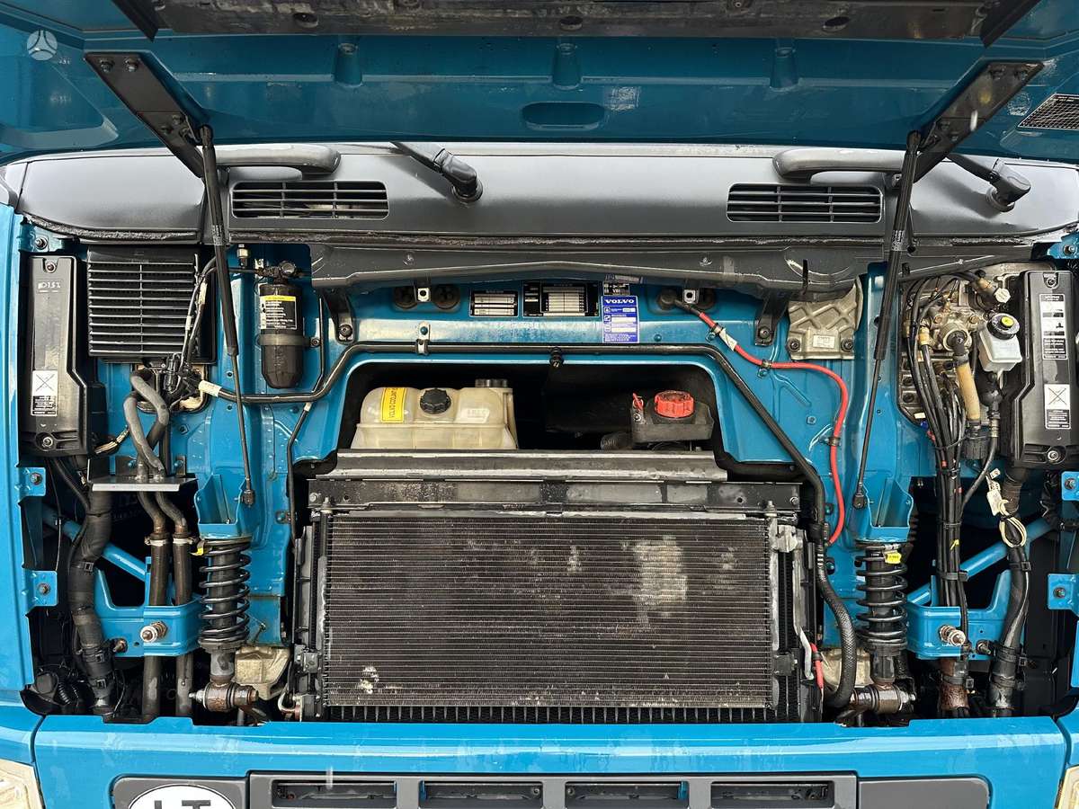 Volvo FH 440  6x4, no sleeping space