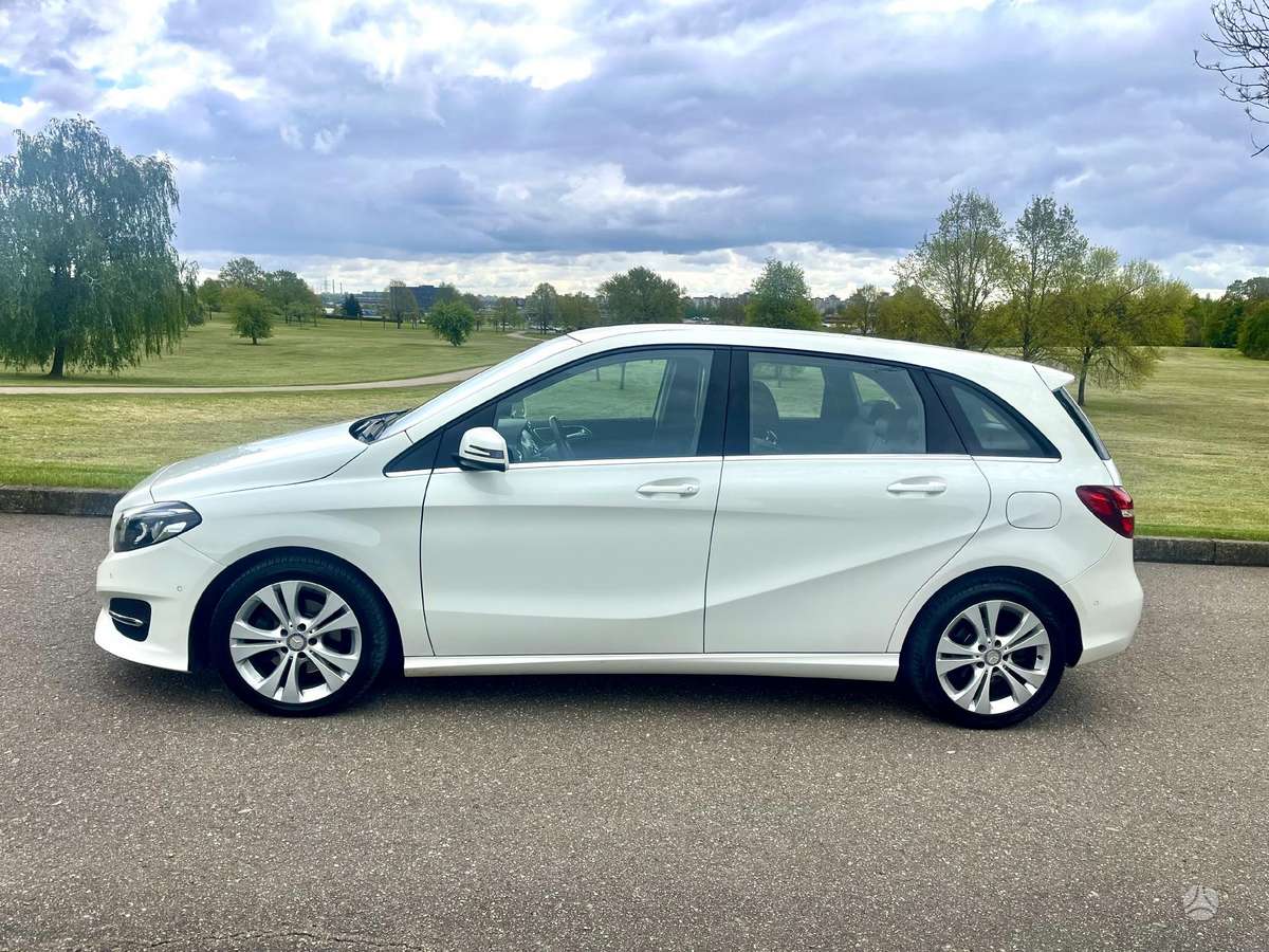 Mercedes-Benz B200, 2.0 l., mpv / minivan