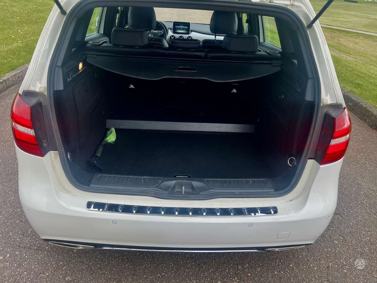 Mercedes-Benz B200, 2.0 l., Минивэн