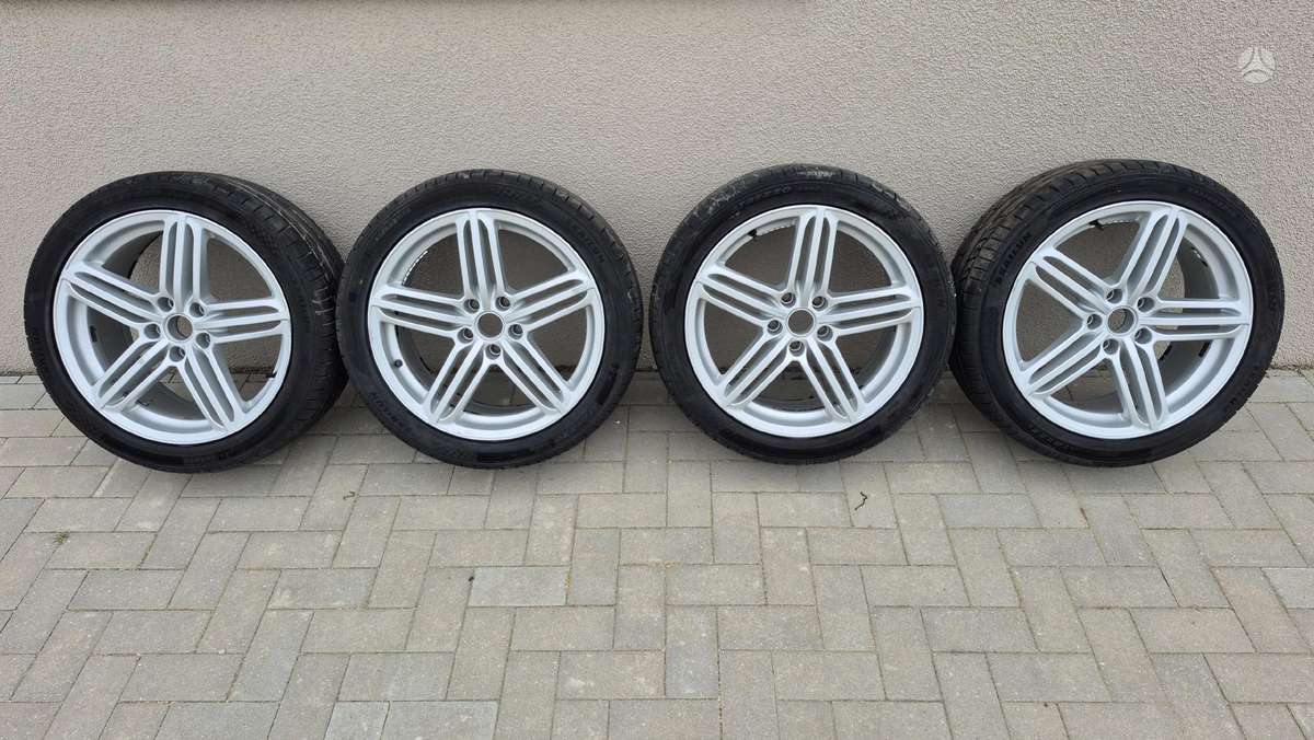 Audi, lengvojo lydinio, R18
