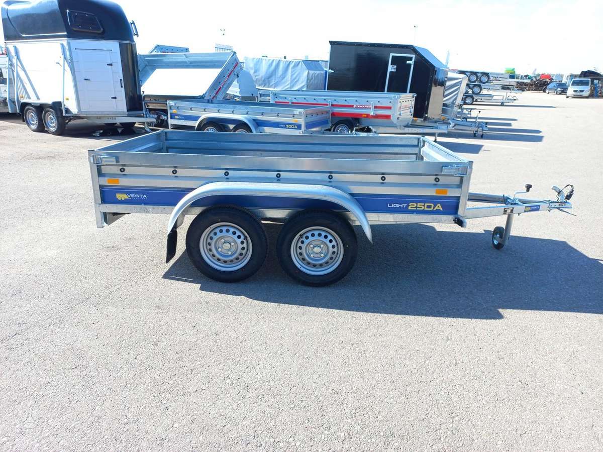 Vesta L25DA, passenger car trailers