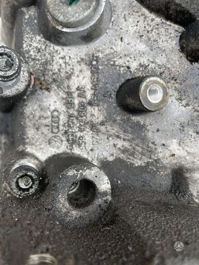 Audi Q7, Bwn, engine parts