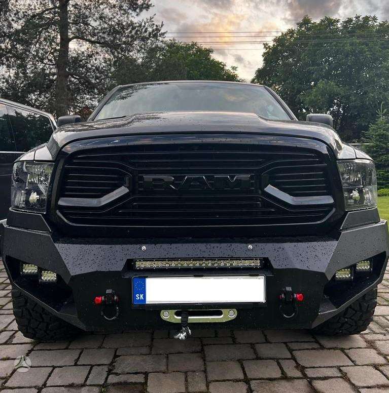 Dodge Ram bamperi