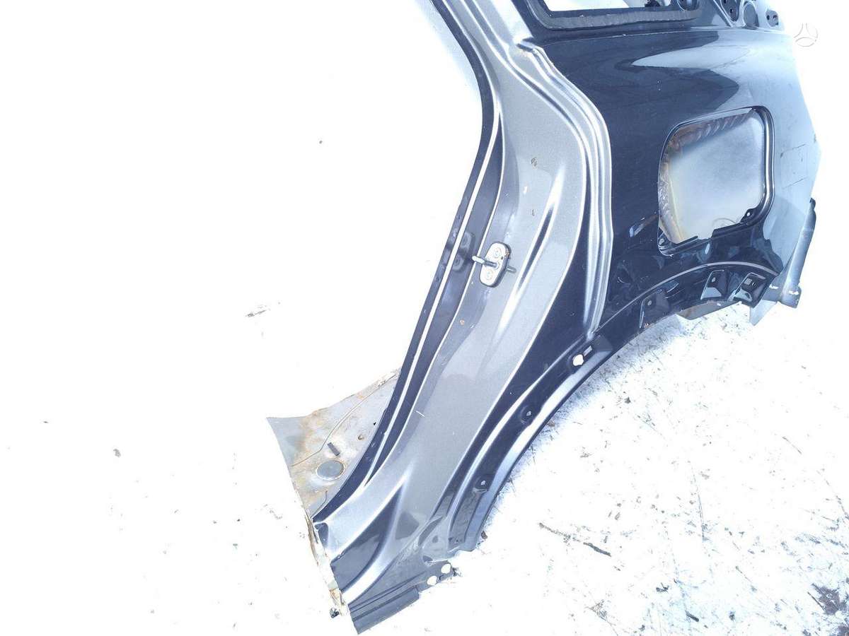 Citroen C4 hood (front, rear)