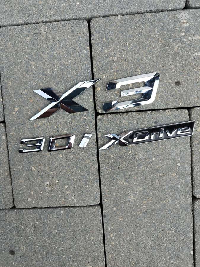 BMW X3 lights