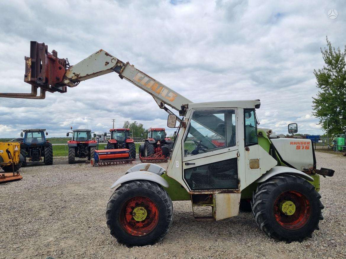 Claas Ranger 975, traktori