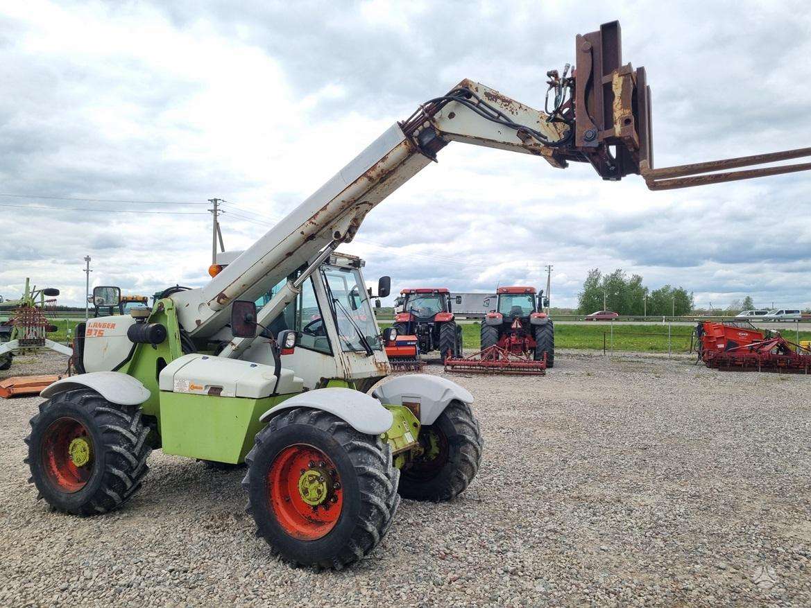 Claas Ranger 975, traktori