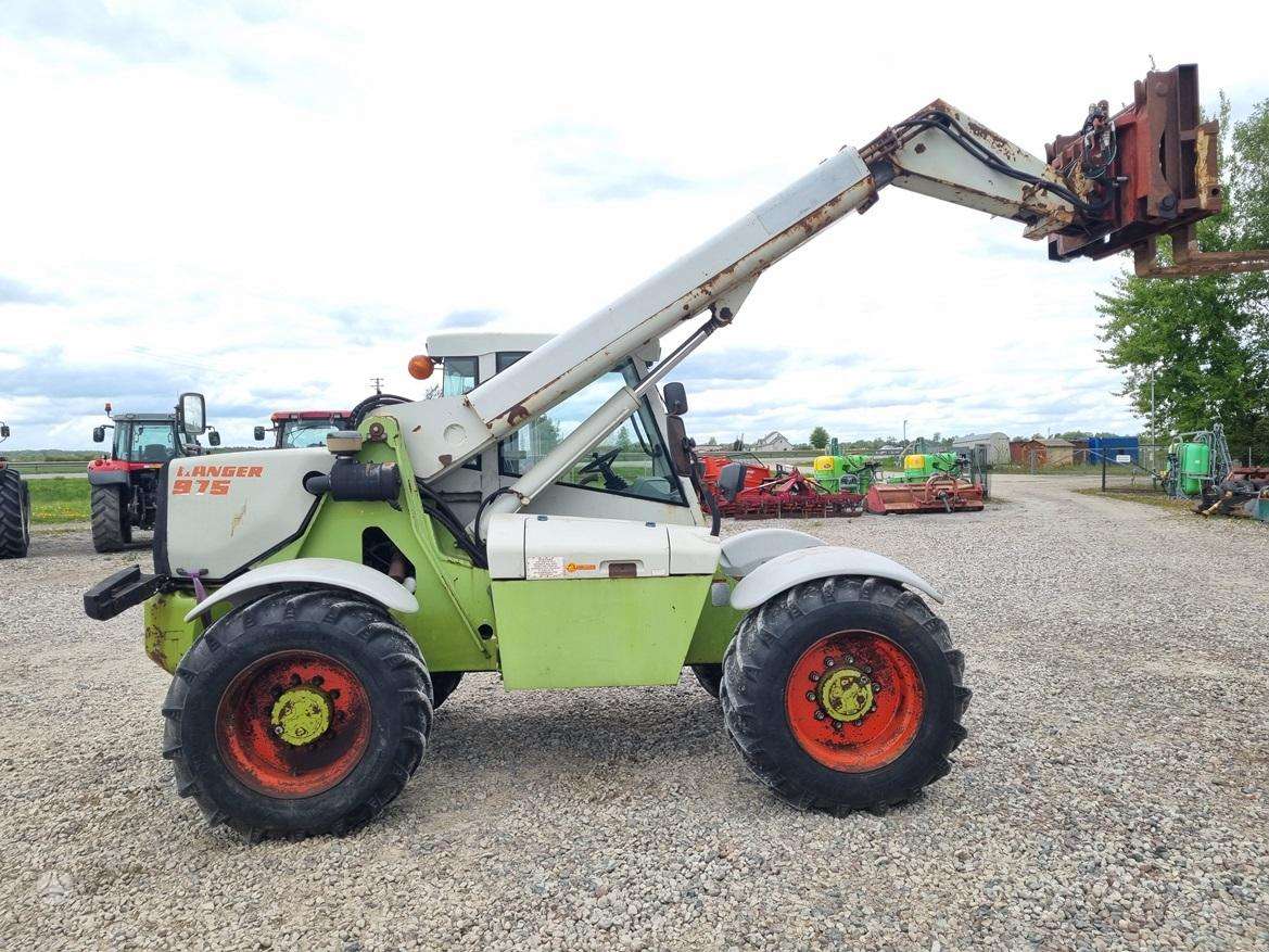 Claas Ranger 975, traktori