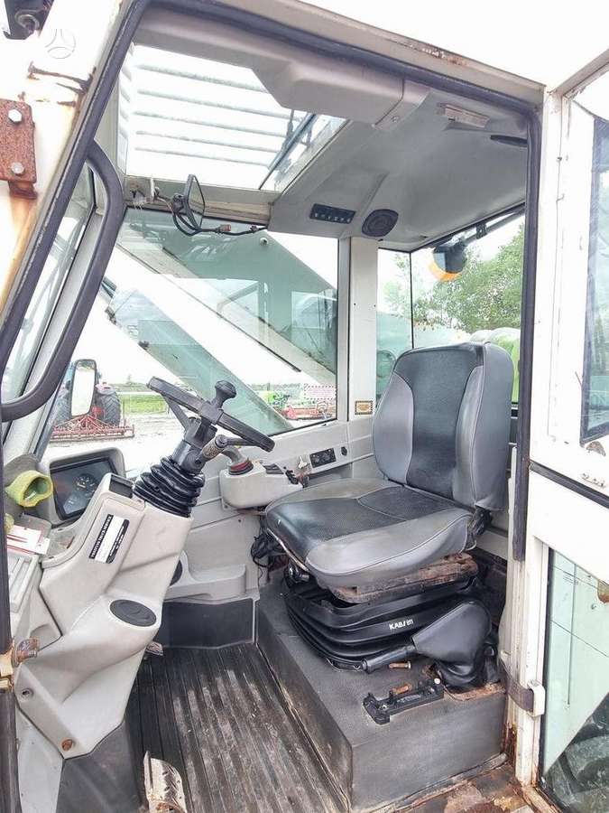 Claas Ranger 975, traktori